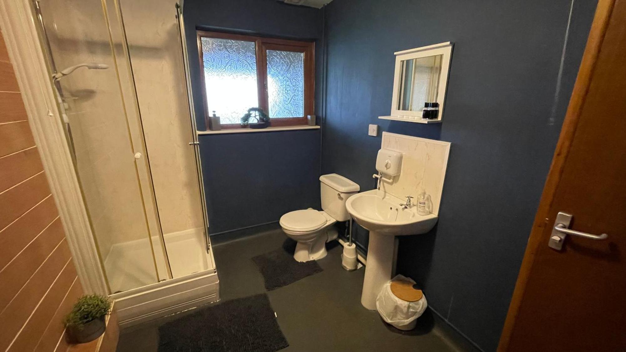 Bryn Bettws Lodge Port Talbot Buitenkant foto